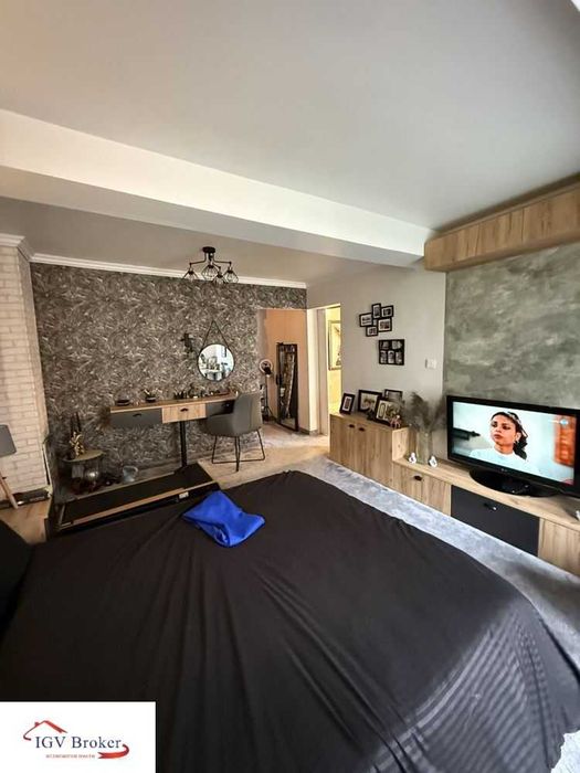 Продава се Четиристаен апартамент в София, Белите брези - 100 кв.м за 1811 €/кв.м - Снимка #8