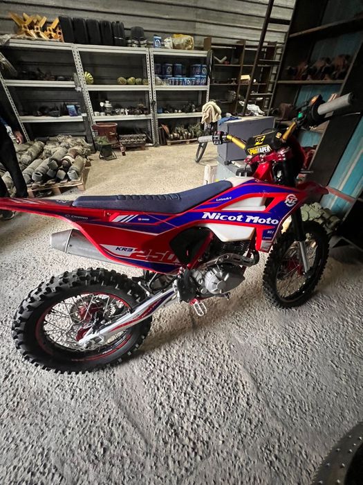 Nicot moto 300куб