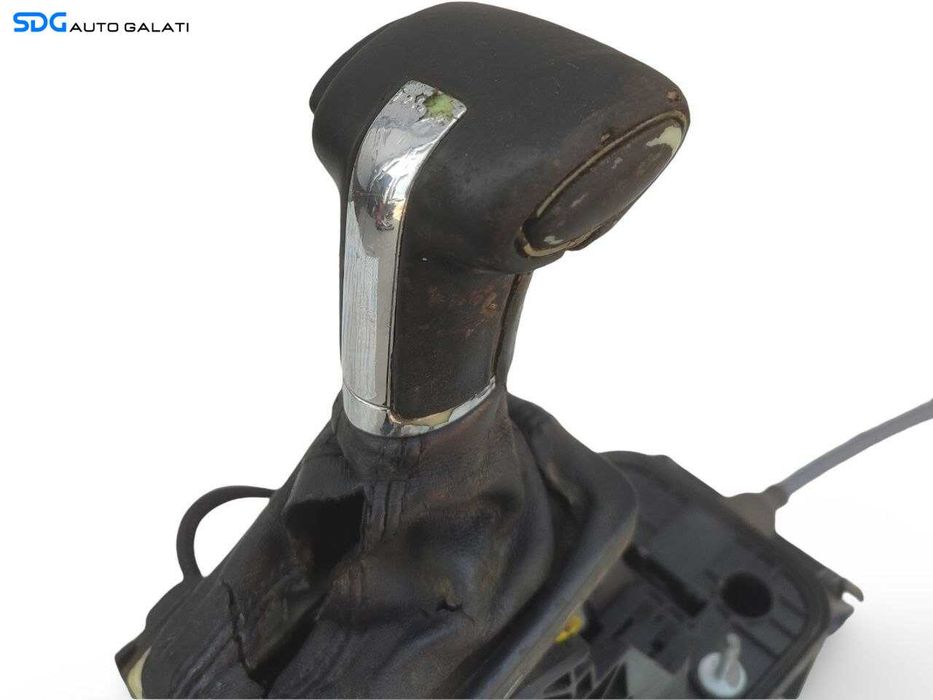 Timonerie Selector Schimbator Trepte Cutie Viteze Automata cu Nuca Volkswagen Passat B6 2005 - 2010 Cod 3C1713025B [A1025]