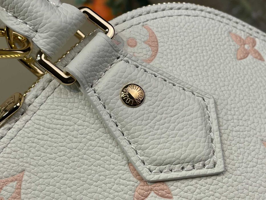 Spring-Summer 2026 Collection Louis Vuitton "Squire PM"