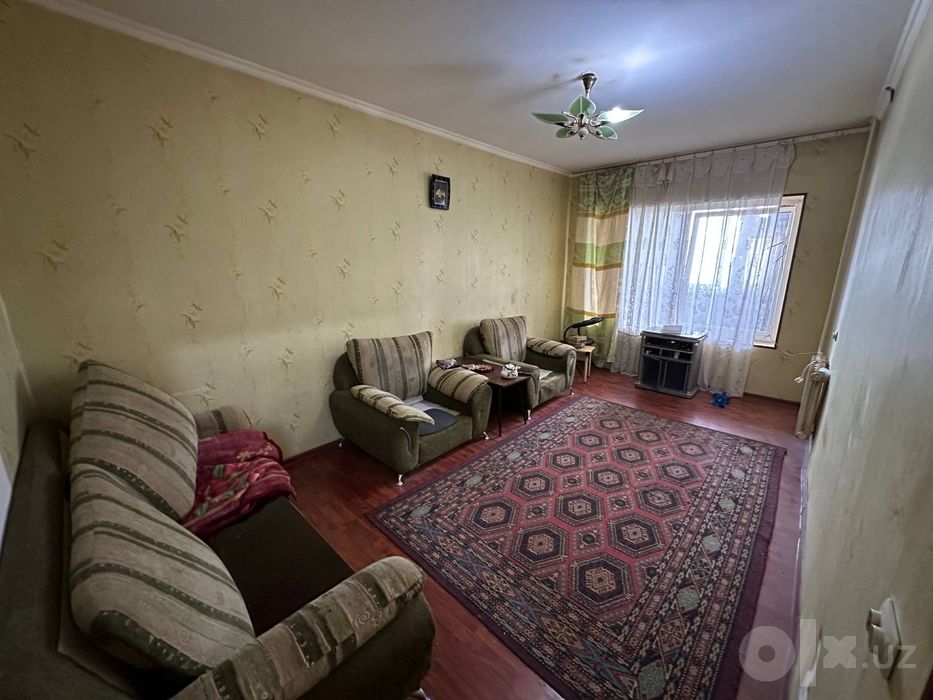 Продаю квартиру (3/3/4) в Бектемире (балкон 2*6) орентир Рувд