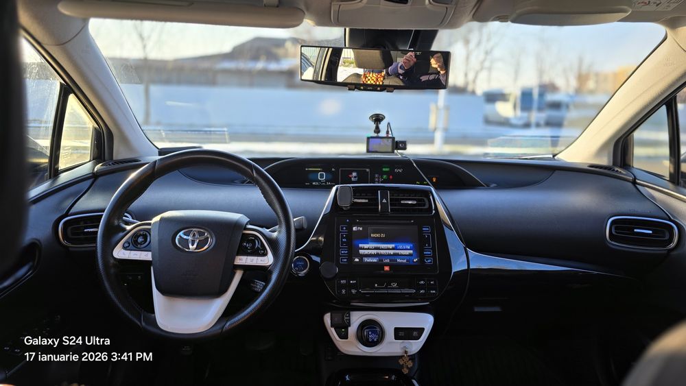 Toyota prius hibrid 2018