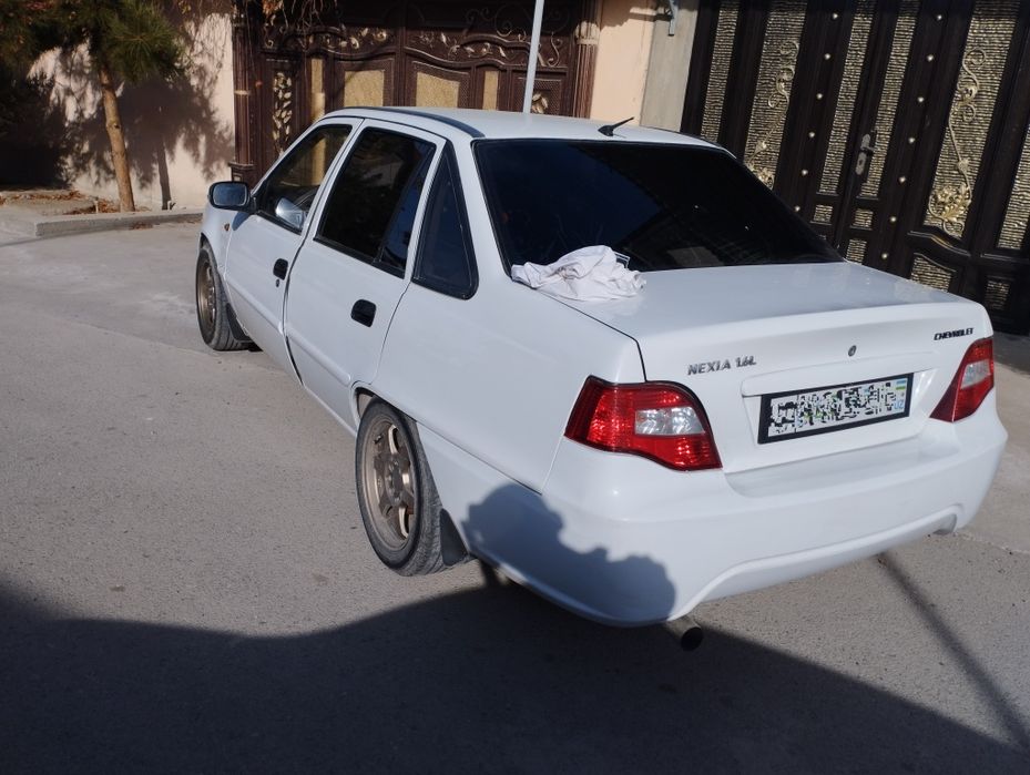 Chevrolet Nexia 2 sotiladi