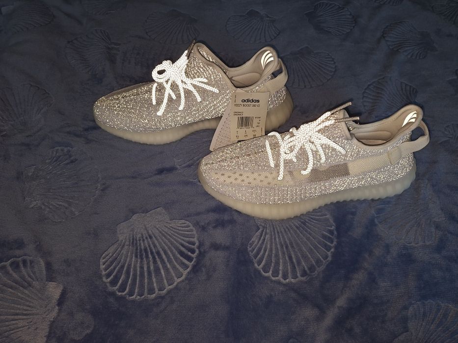 Adidas Yeezy Boost 350 V2 – White Reflective връзки