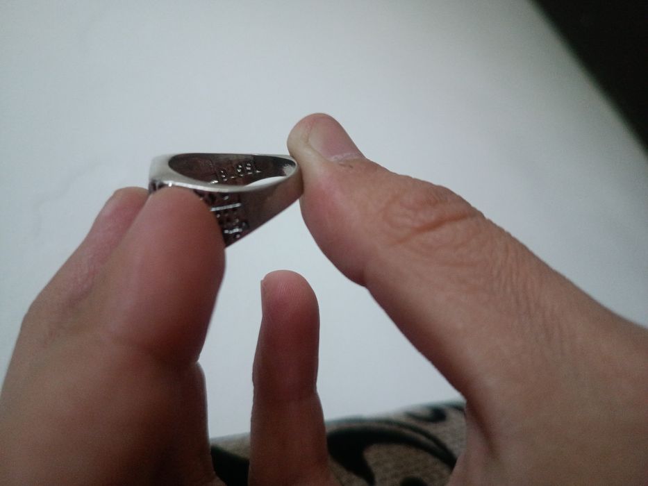 Продам перстень серебряный