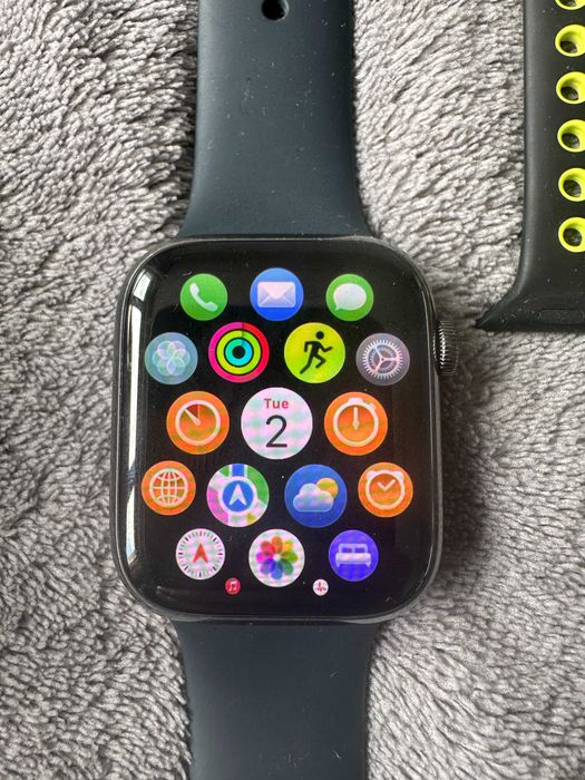 Apple Watch Series 8 Graphite  Stainless Steel 45mm