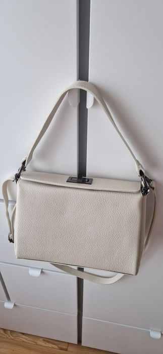 Дамска кожена чанта