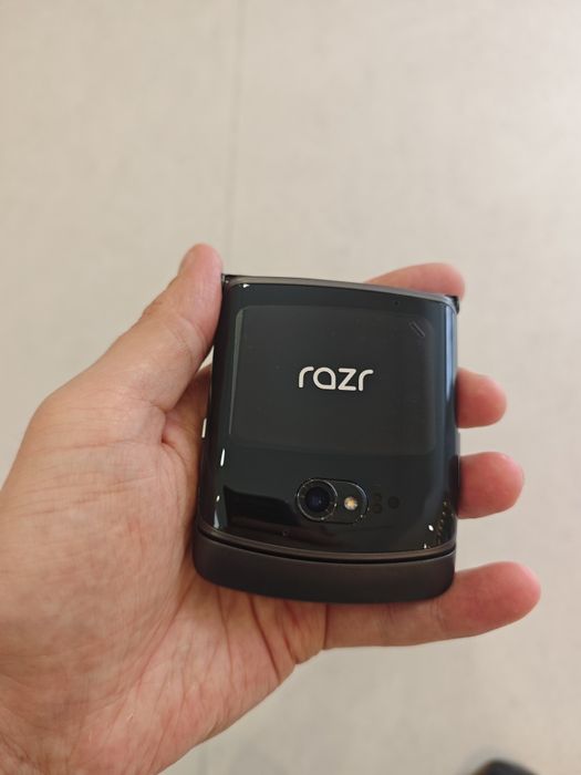 Motorola razr 5G Perfectum.