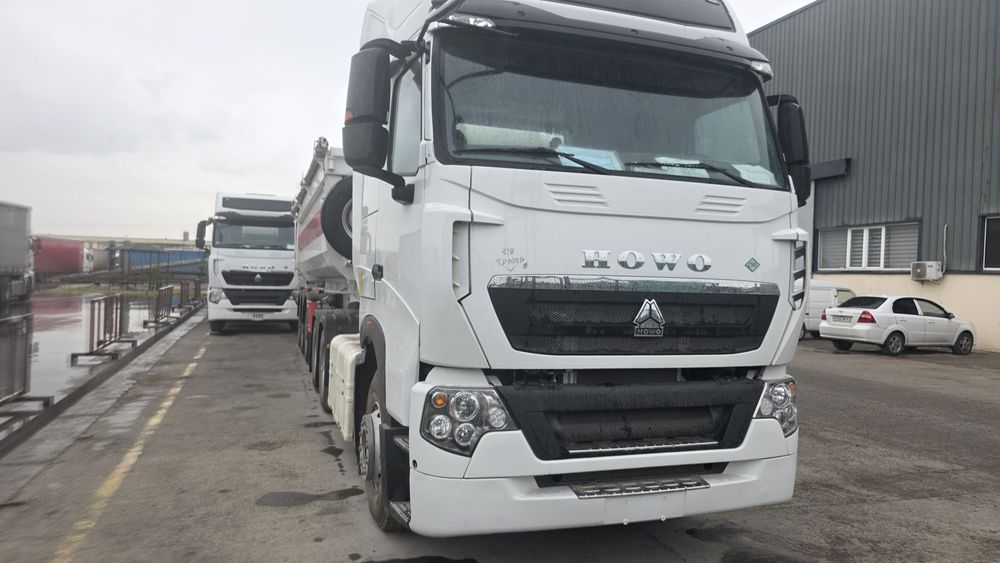 Howo T7 тягач 6×4