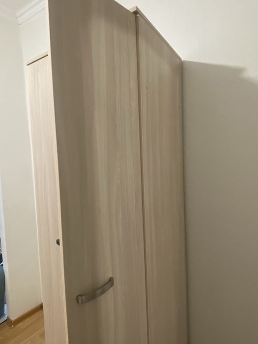 Шкаф для дома офиса