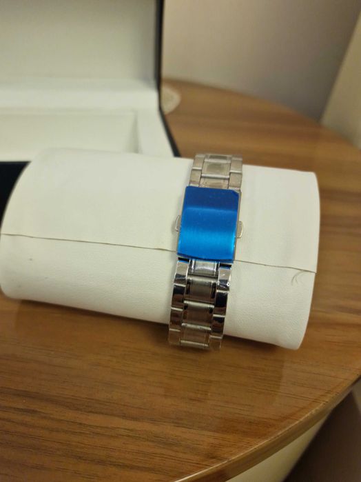 Луксозен мъжки часовник