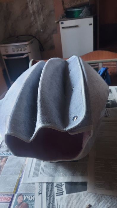 Сумка для кошки б/у и лабиринты 2 шт  в придачу