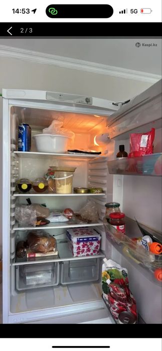 Холодильник Hotpoint-Ariston