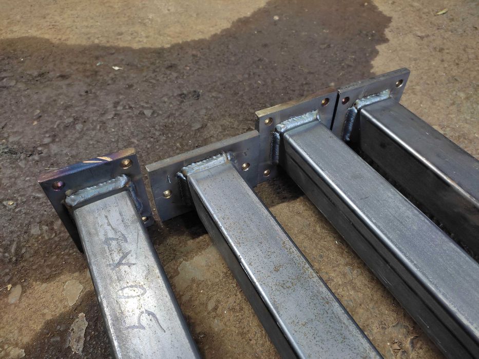 Изработка на оградни колове по поръчка