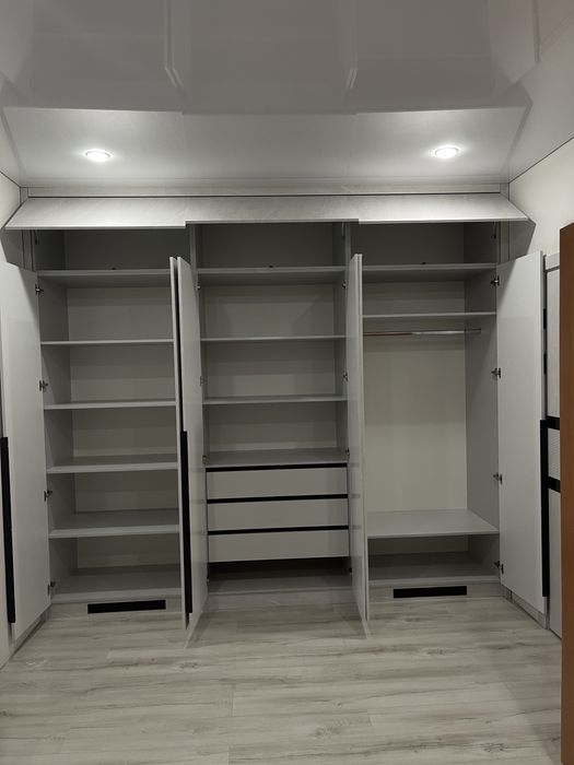 Новые шкафы от 150000