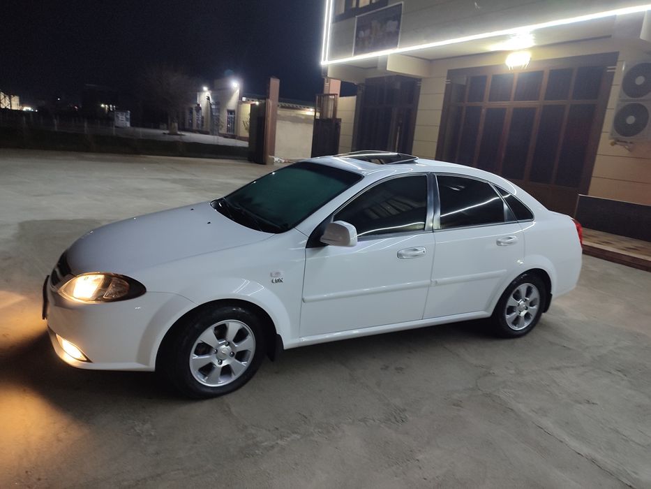 Gentra AT 2019 (3 poz), polni shumka