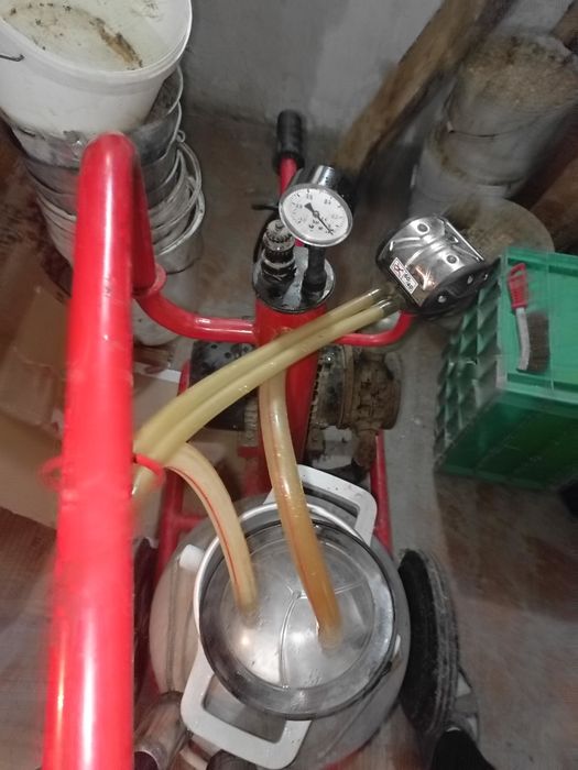 Продам доильный аппарат