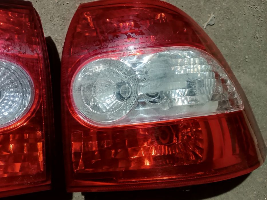 Продам стоп сигнал приора,цена за пару