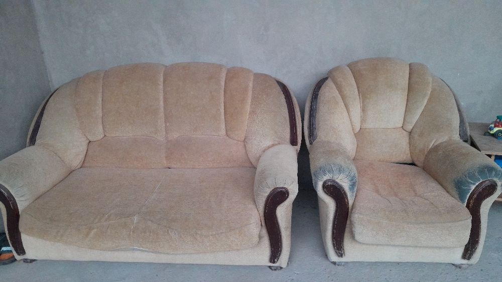 Диван с креслом бу