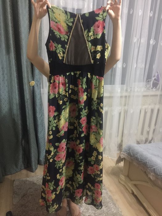Продам нарядное платье