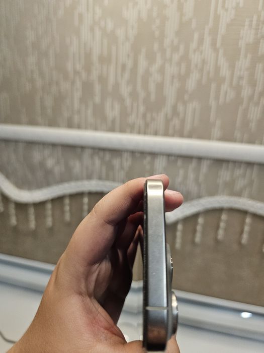 Apple 16 pro  256 gb