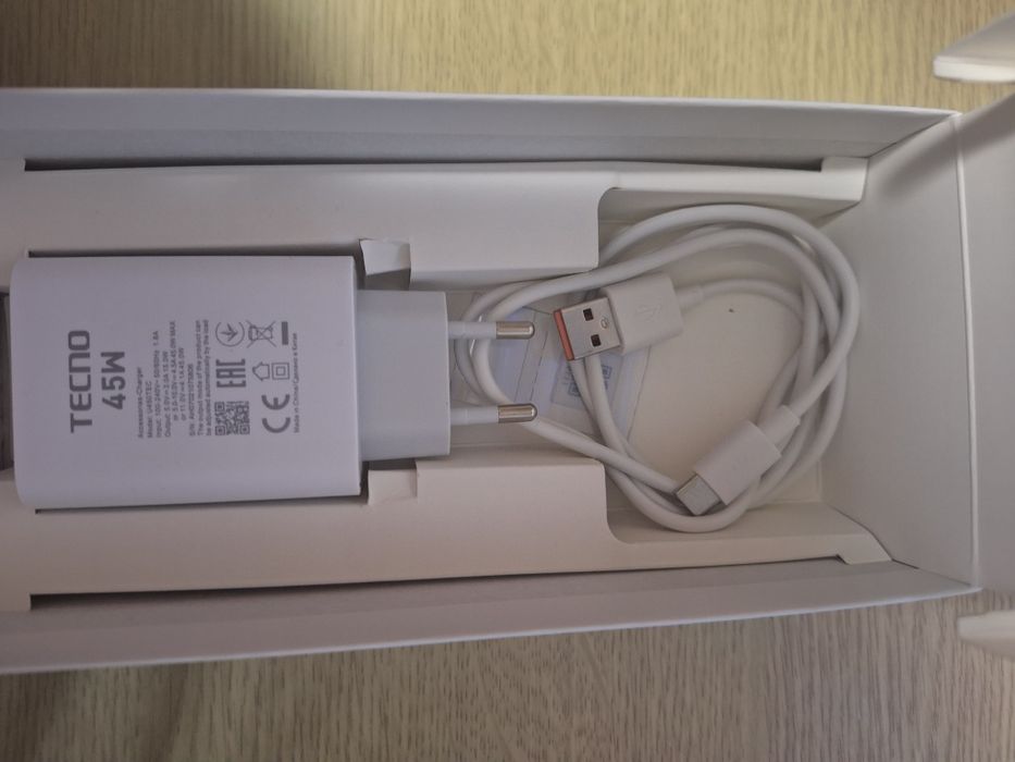 Tecno spark 40 новый