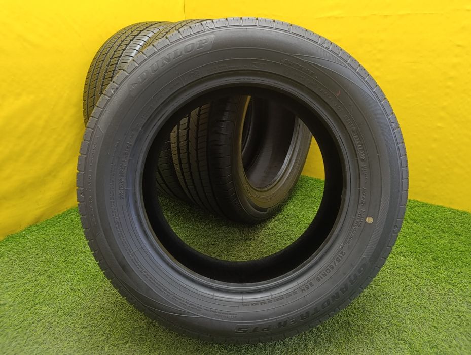 Шины 215/60 R16 Dunlop комплект.