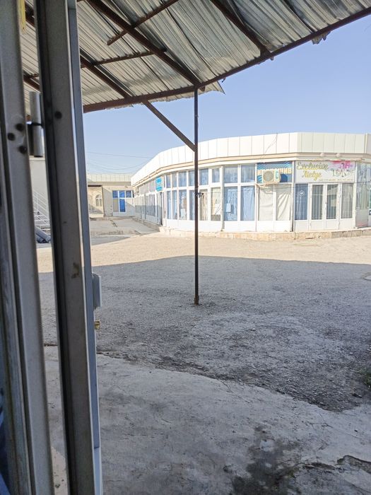 Карвон бозорда магазин сотилади