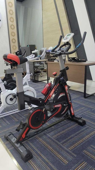 Профессиональный велотренажёр Вес 180 КГ