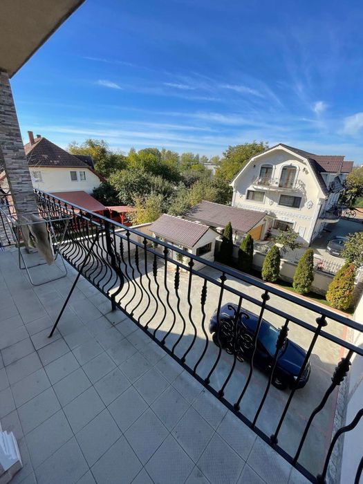 Ofer spre închiriere Apartament 2 camere decomandat etaj 2 Str. Ināului