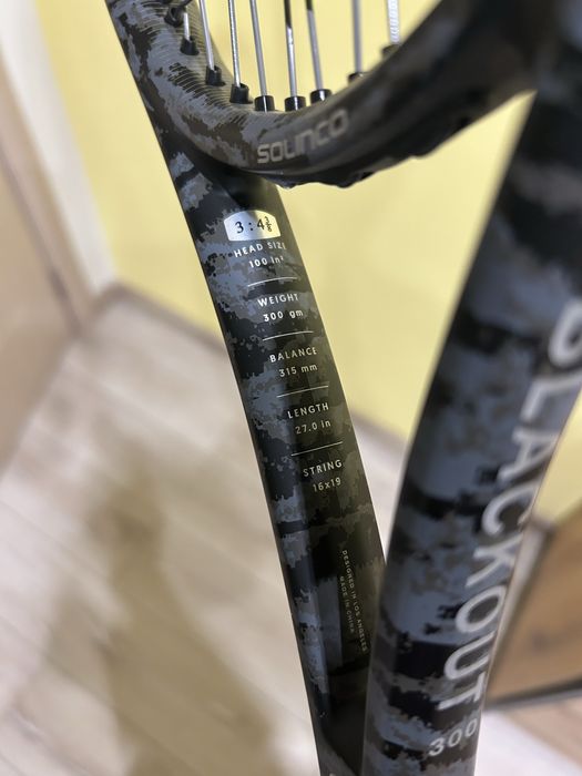 Тенис Ракета Solinco Blackout v2 300 грама, грип 3