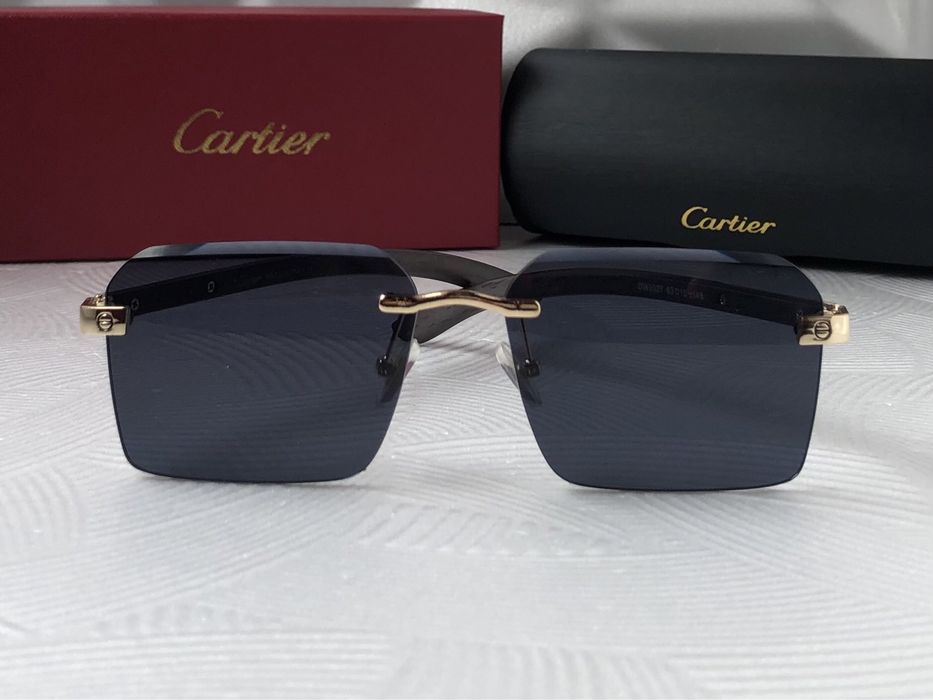 Мъжки слънчеви очила дървени дръжки 4 цвята