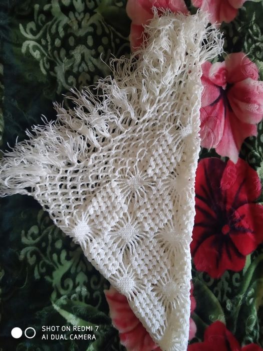 Панчо вязанная тёплая