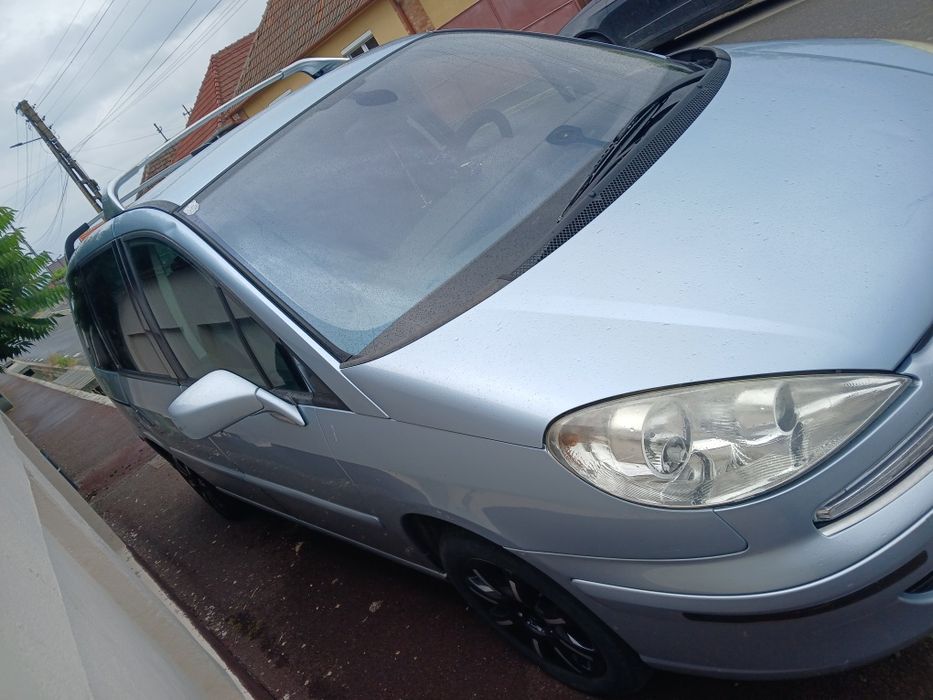 Peugeot 807 an 2006, 8 locuri diesel