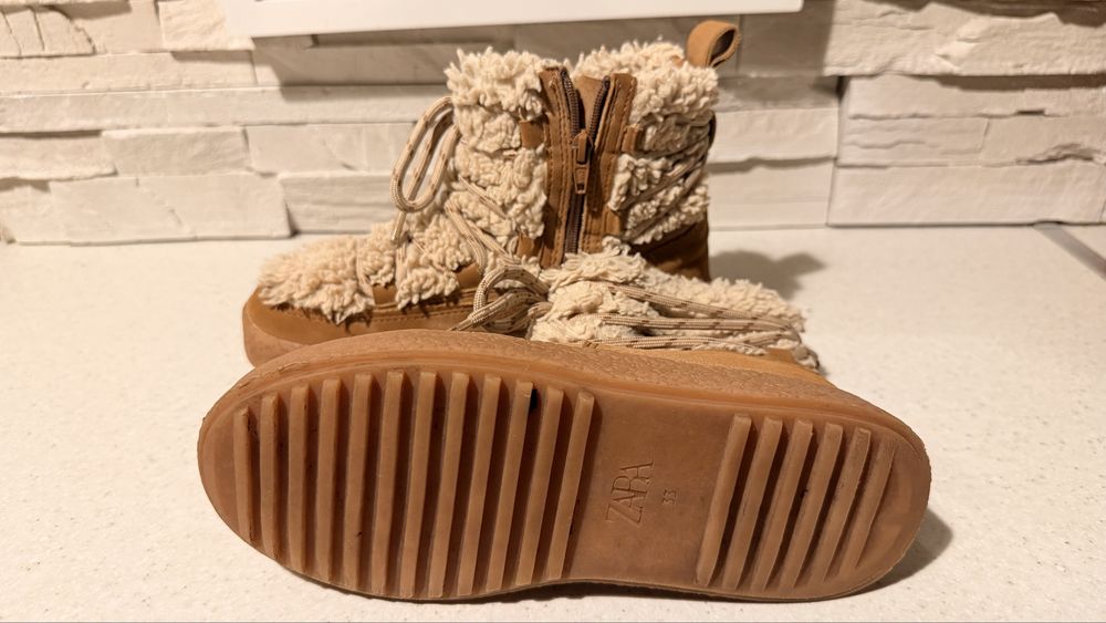 Ghete imblanite Zara marime 33