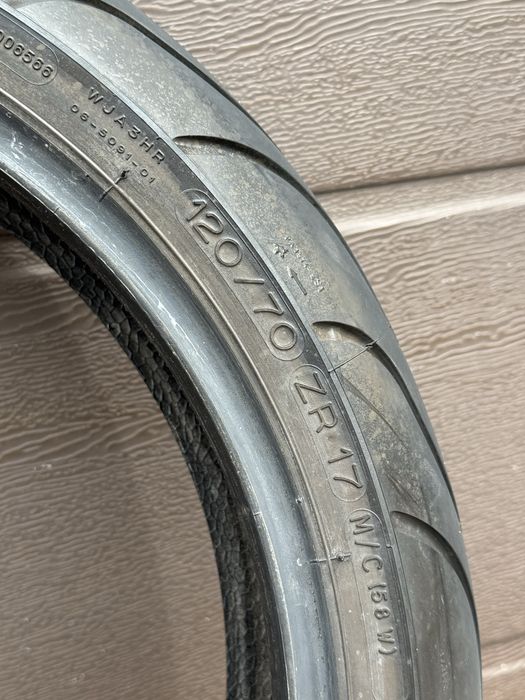 Шина Michelin 120 70 для мотоцикла