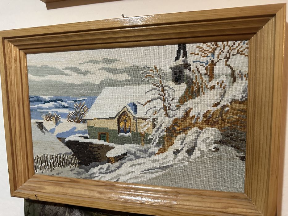 Продавам гоблени рамкирани