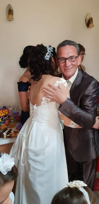 vând Rochie mireasa