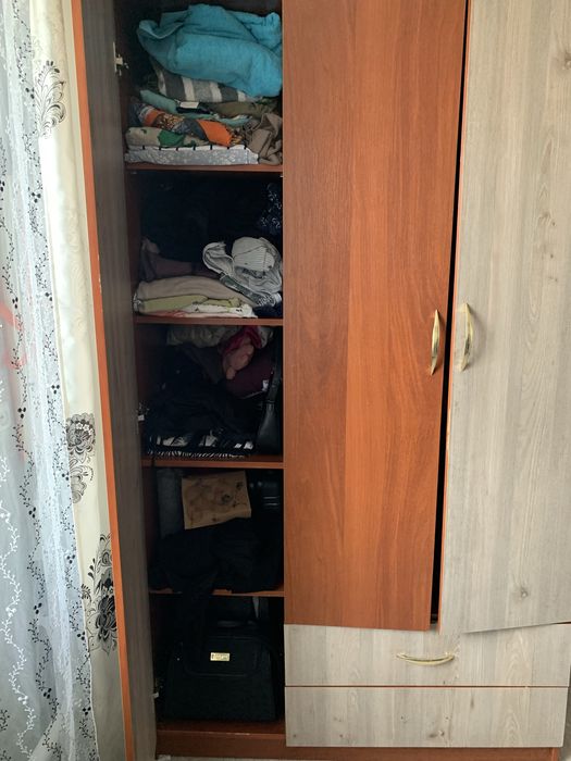 Срочно продам шифоньер