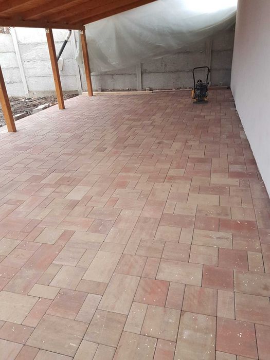 Montat pavele si borduri si Intretinere gradini si spatii verzi
