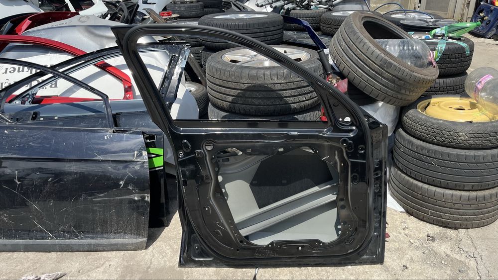 Задна дясна и задна лява и предна лява врата BMW X1 U11 2022-