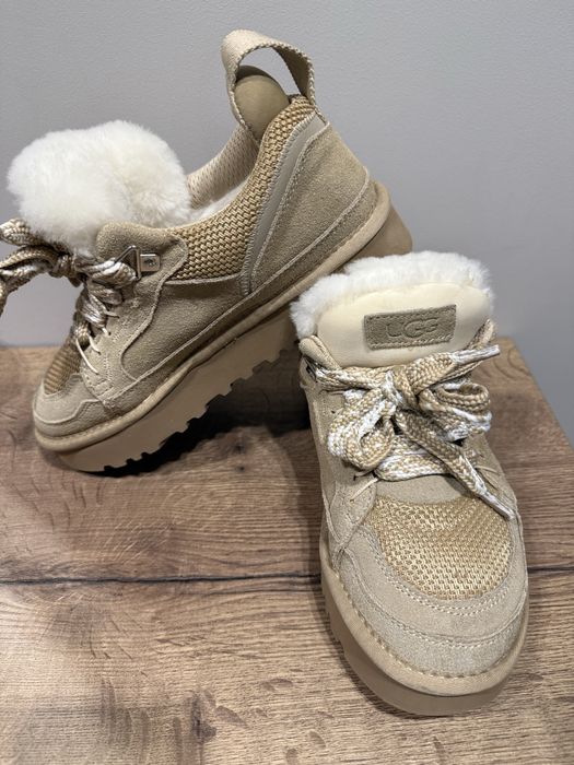 Продам Ugg кроссовки