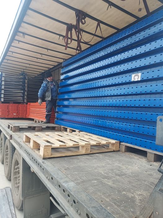 Rafturi metalice euro paleți
