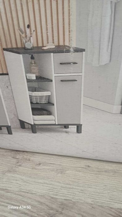 2 броя за 160лв/Мебели за баня/Чисто Нови