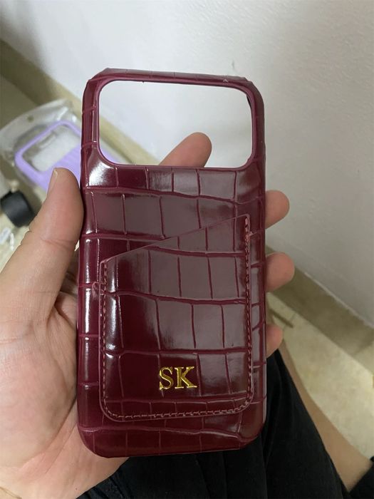 Именые чехлы на iPhone