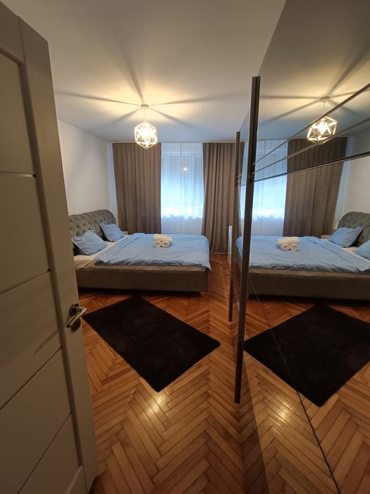 Închiriez apartament în regim hotelier