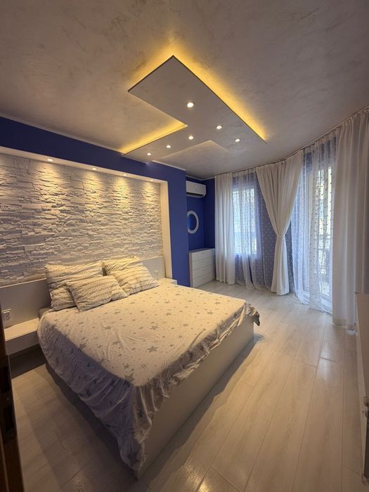 Продава се Тристаен апартамент в София, Дружба 1 - 90 кв.м за 986 €/кв.м - Снимка #8