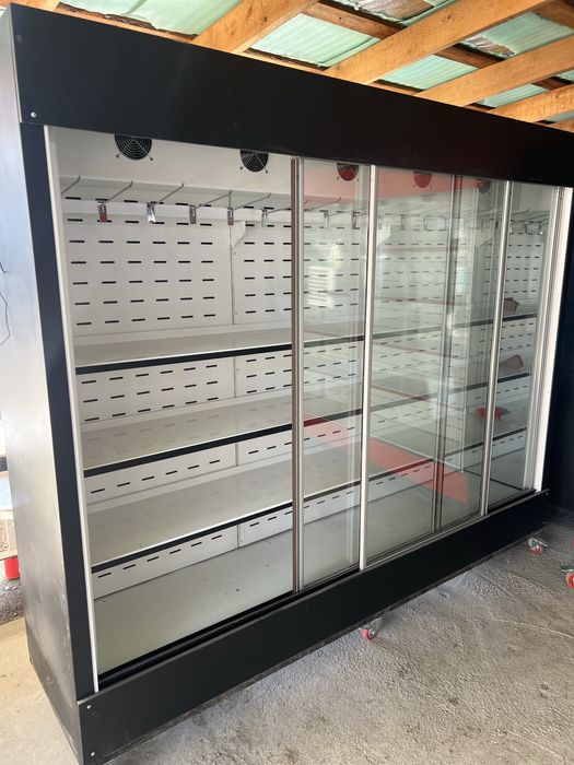 Витрина холодильник НОВИЙ