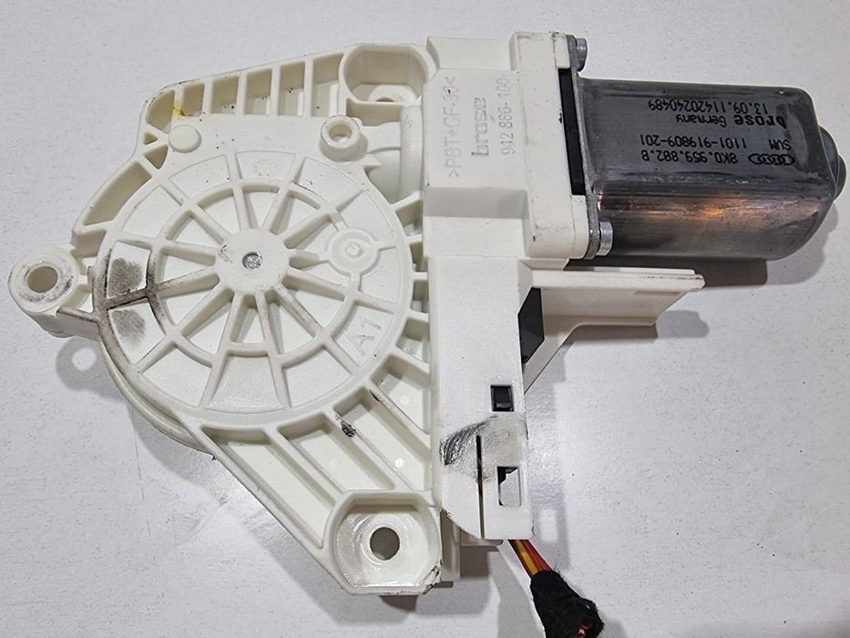 Motoras macara geam dreapta fata Audi A7 4g 8K0959802B