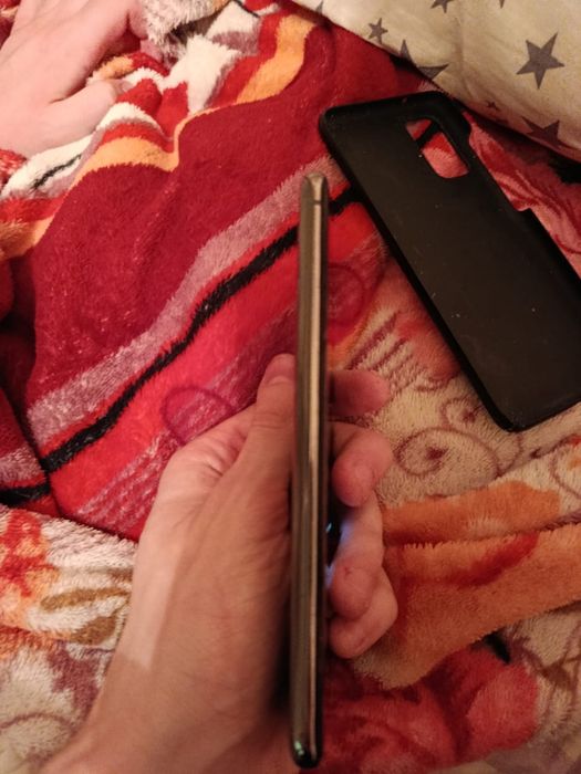 Продам телефон самсунг